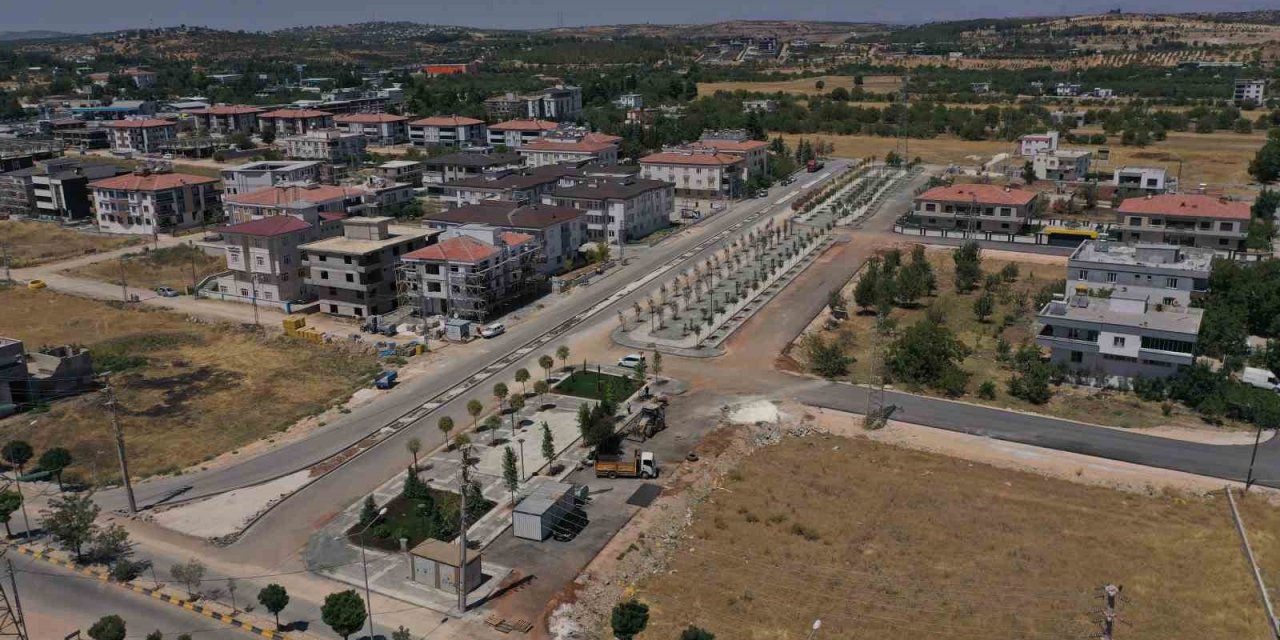 Şehitkamil’den Aktoprak Mahallesine park-otopark