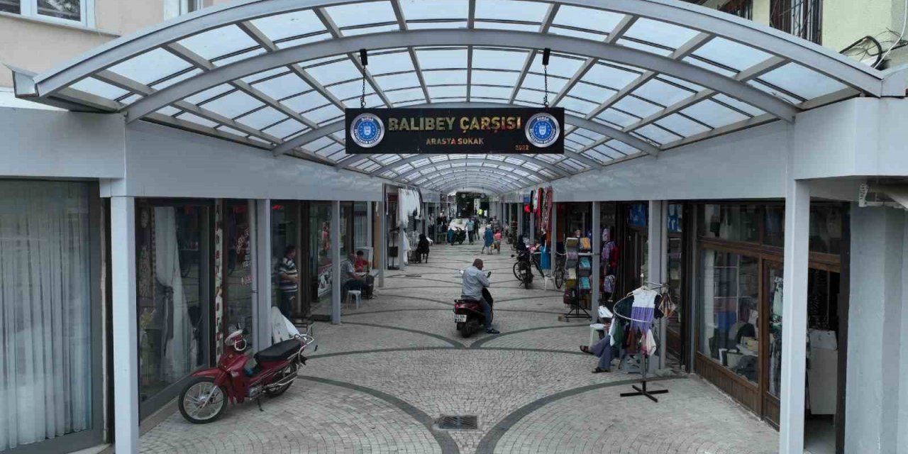 Yenişehir tarihi Balıbey Çarşısı’na estetik çatı