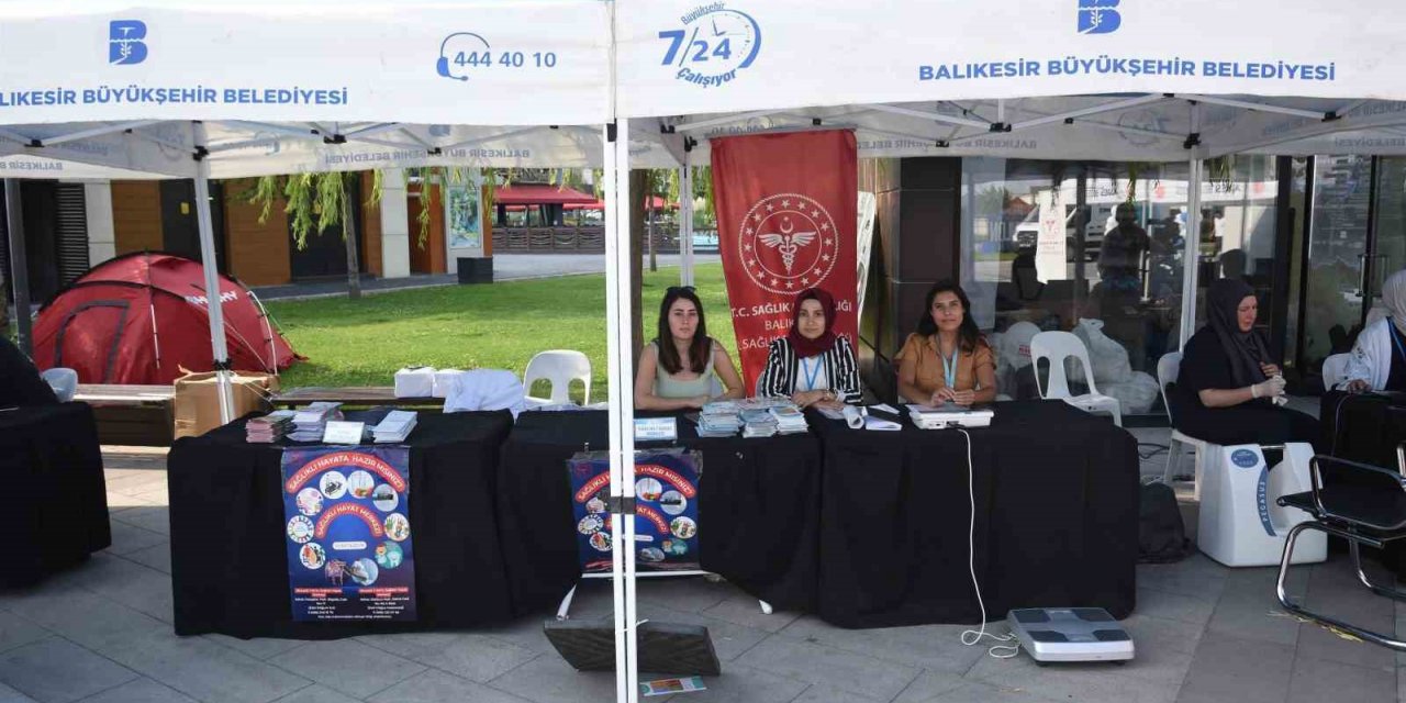 Büyükşehirin mobil tırında sağlık taraması