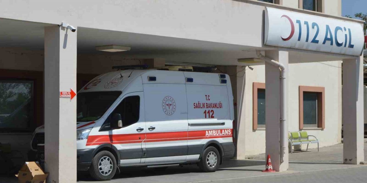 Elektrik sayaç okuma görevlisi akıma kapıldı