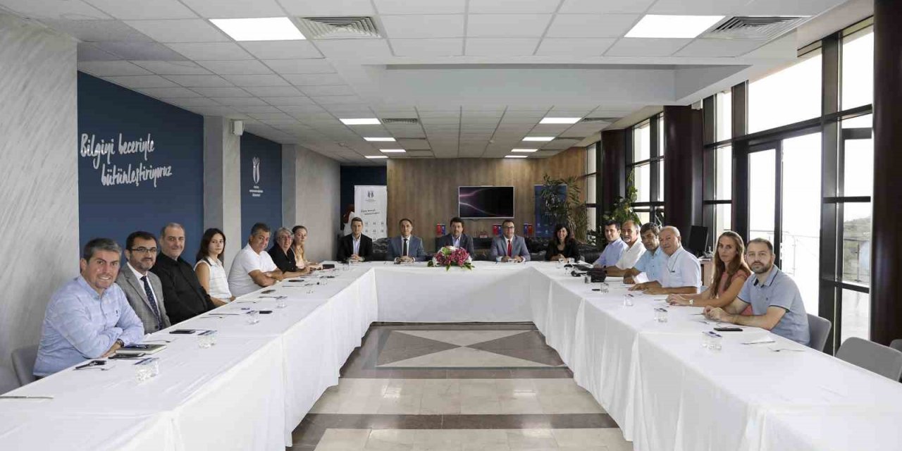 SUBÜ’de hedef YÖKAK kurumsal akreditasyonu