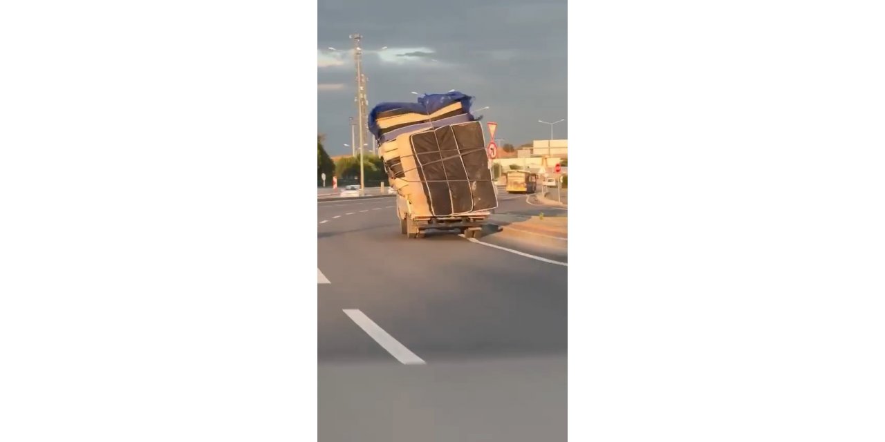 Bursa’da tehlikeli taşımacılık kamerada