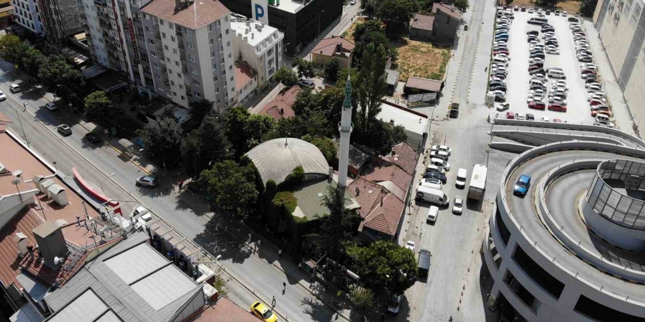 Avukat Pınar Turhanoğlu; "Caminin yerine ticaret ve turizm alanı yapacaklar"