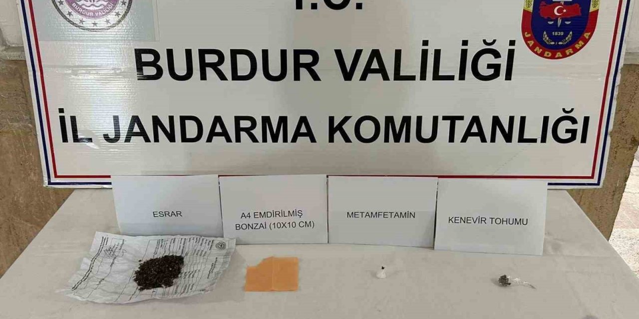 Burdur’da jandarmadan uyuşturucu operasyonu