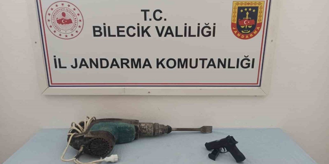 Bilecik’te define arayan 6 kişiye suçüstü yapıldı