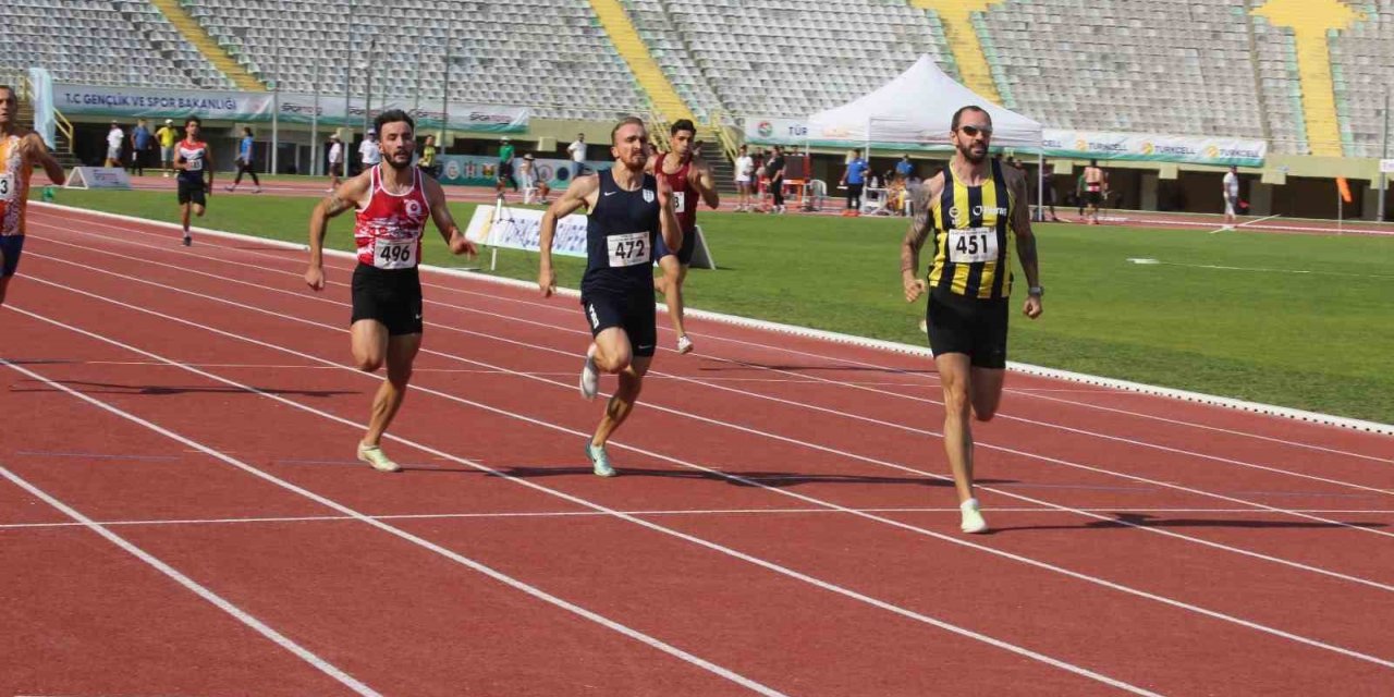 Turkcell Atletizm Süper Ligi’nde Fenerbahçe çifte şampiyon oldu