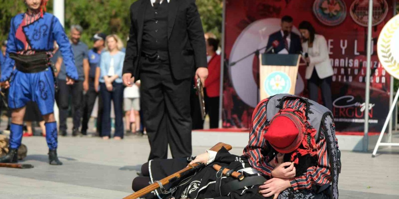 Manisa’da kurtuluş günü etkinlikleri duygulandırdı