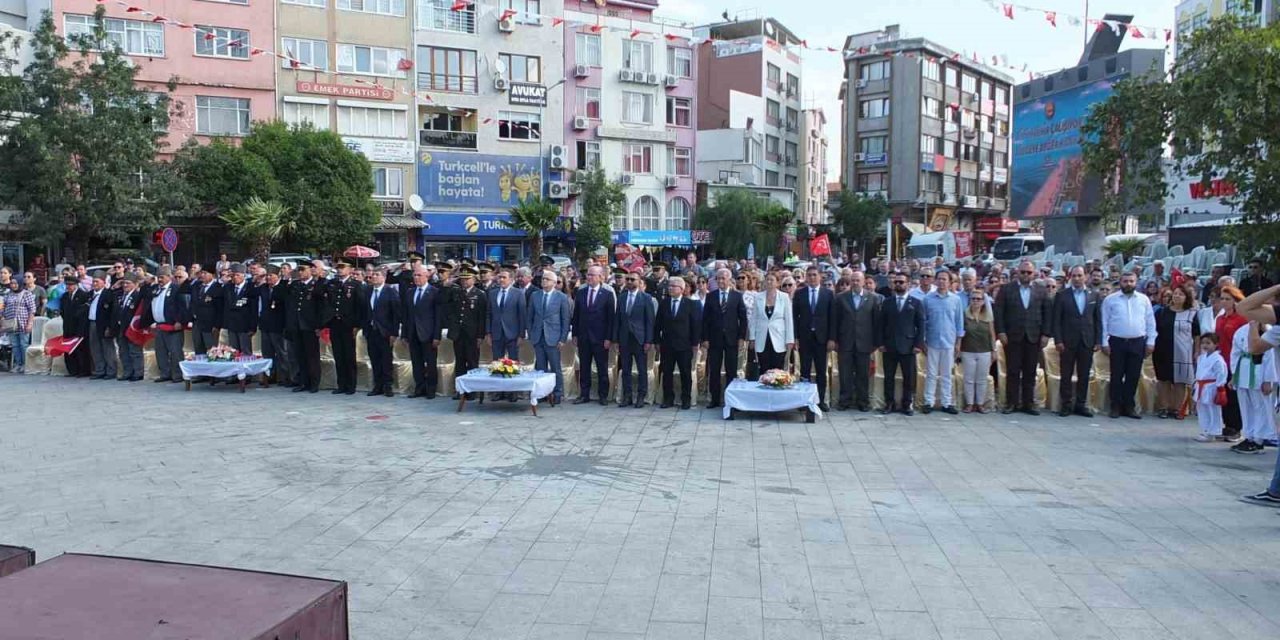 Burhaniye’de Kurtuluş Günü kutlandı