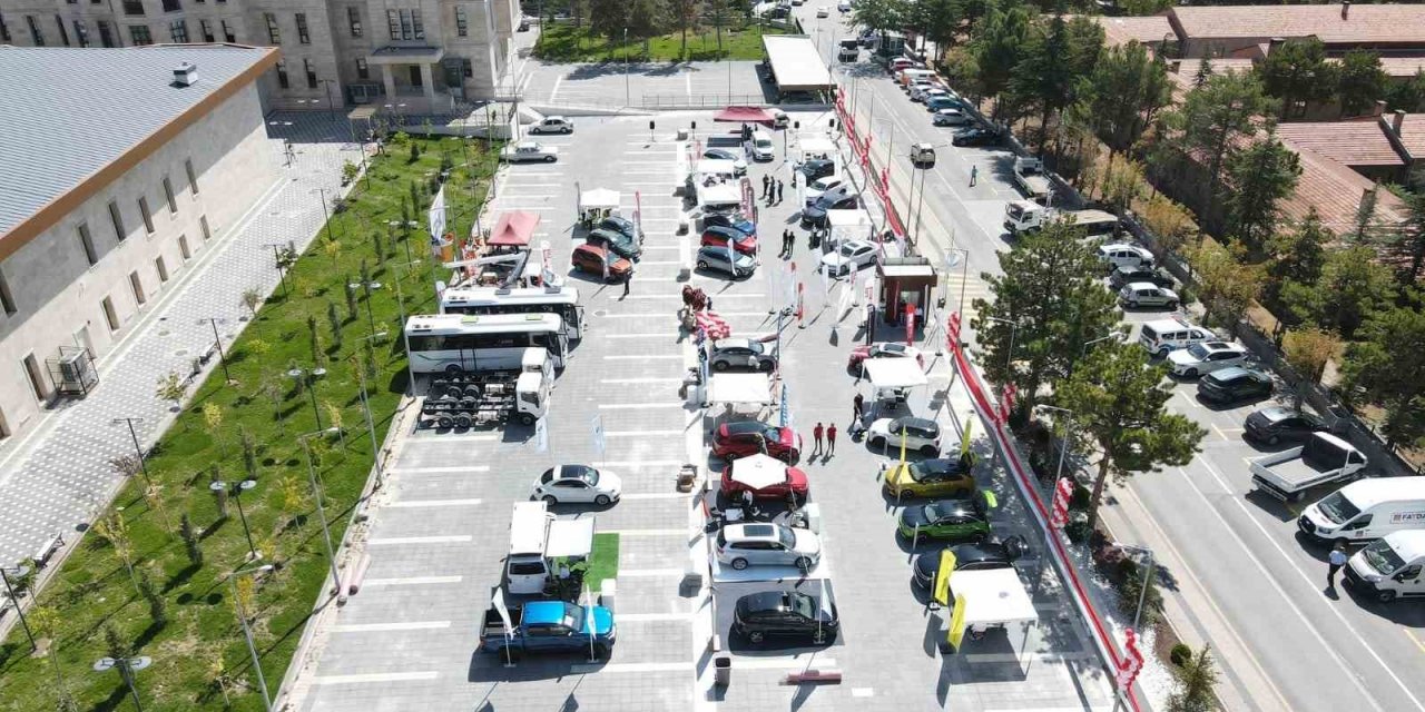 1. Niğde Oto Show başladı