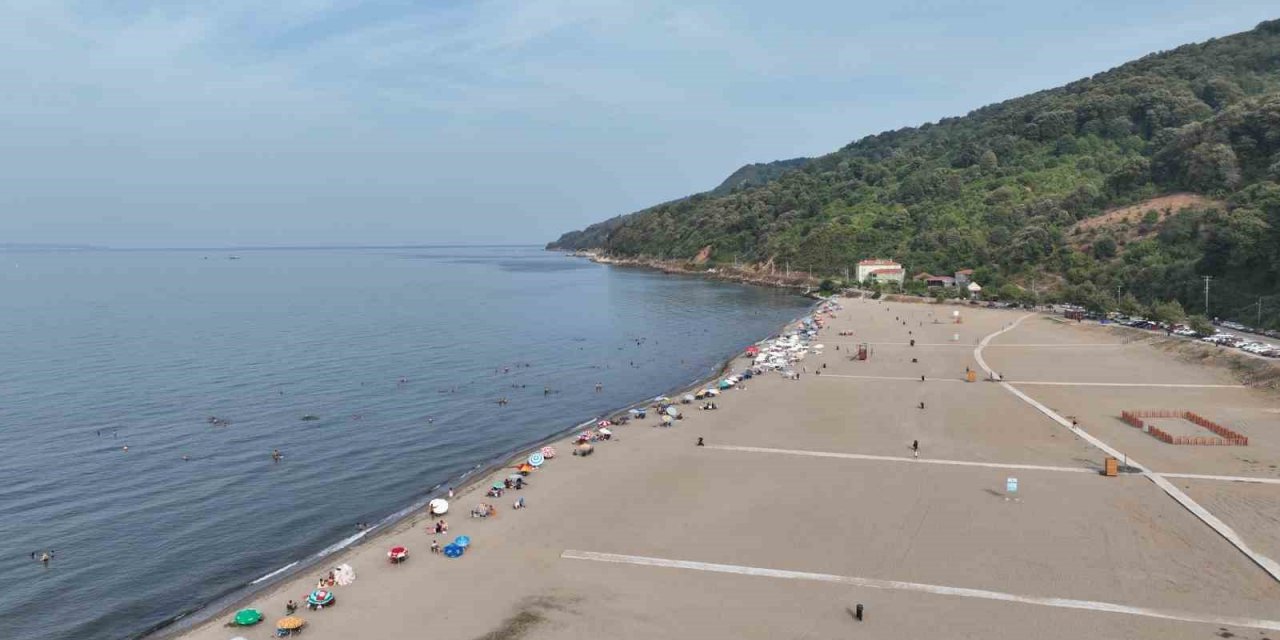 Bursa’nın son ‘Mavi Bayrak’lı plajı sonbaharda da ilgi görüyor