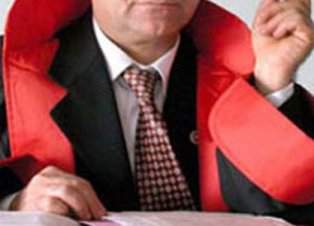 Canan gidiyor, Şahin geliyor