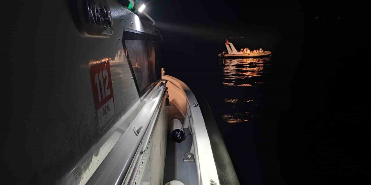 13 düzensiz göçmen kurtarıldı