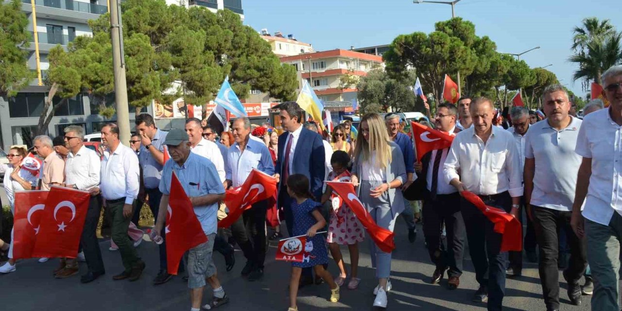 “Dünya Didim’i Seviyor” festivali 75 ülkeden gelenlerin katılımıyla yapıldı