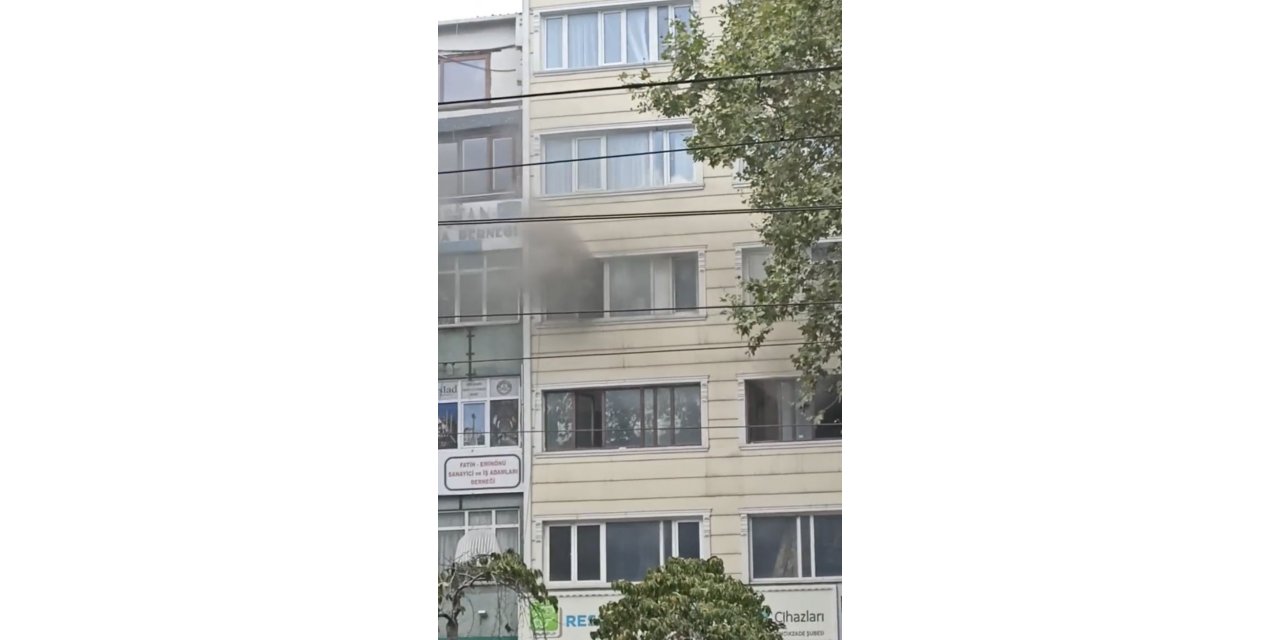 Fatih’te tadilat yapılan otelde yangın