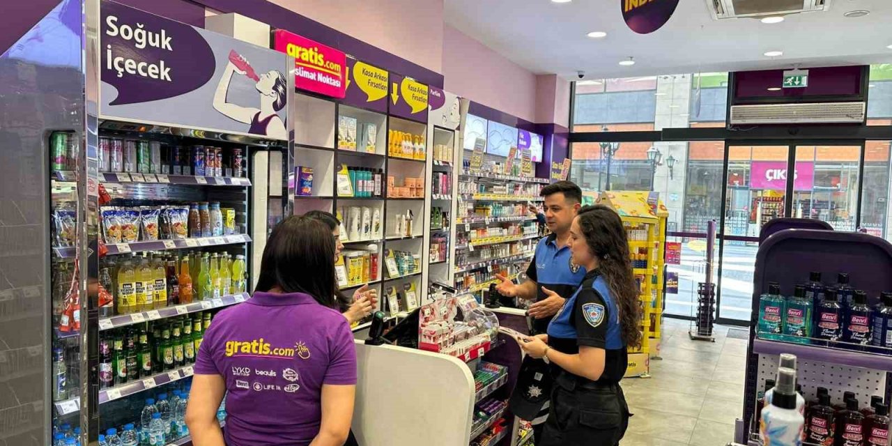 Cizre polisi kadınları bilgilendirip KADES’i tanıttı