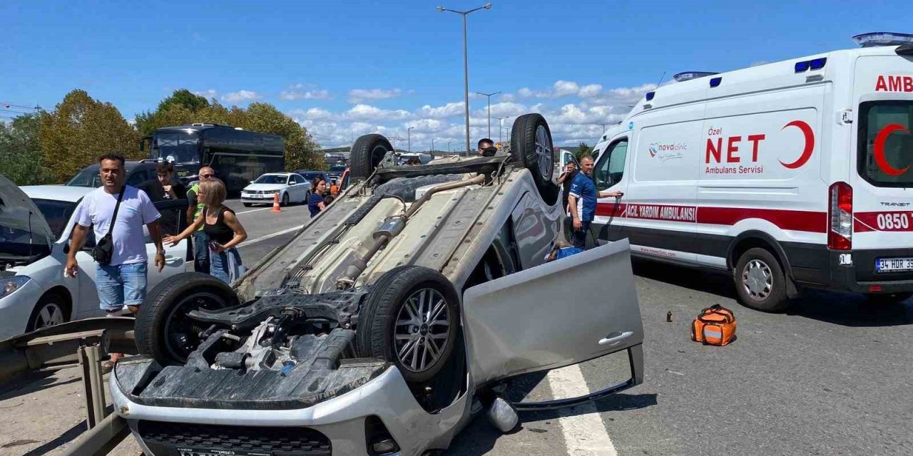 Tuzla TEM otoyolunda zincirleme kaza: 1 yaralı