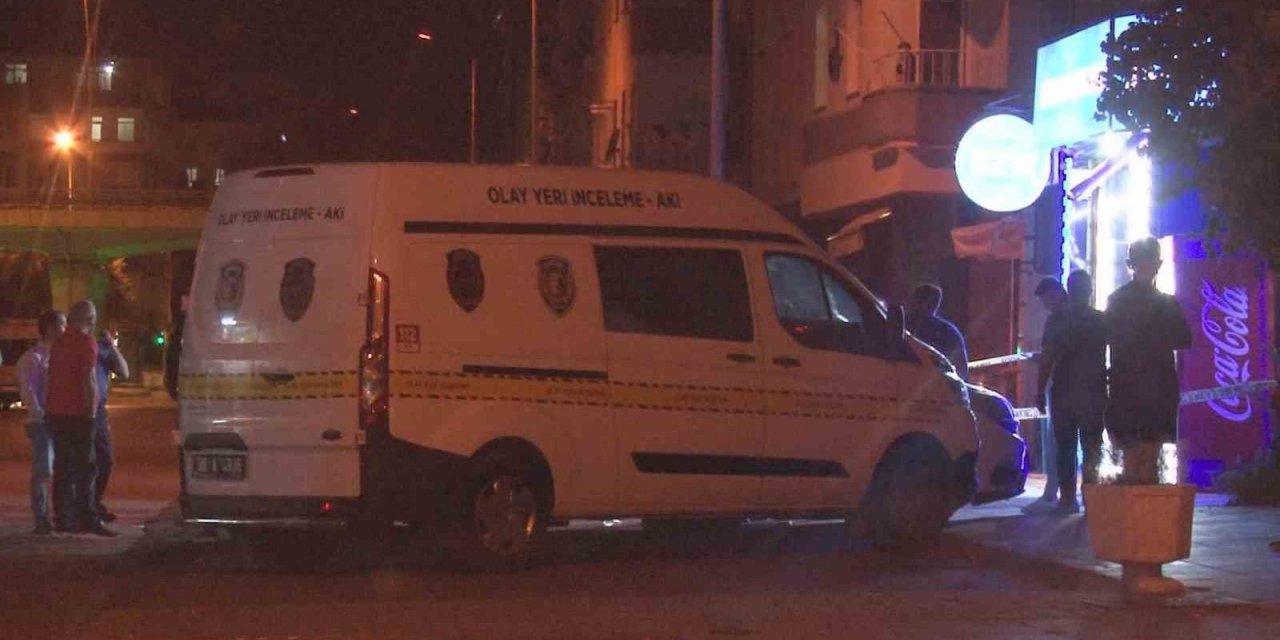 Markette tabancayla vurulan şahıs yaralandı