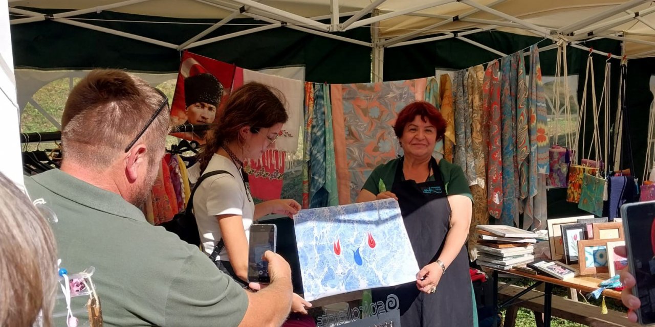 Ebru ve keçe sanatı Bulgaristan’da tanıtıldı
