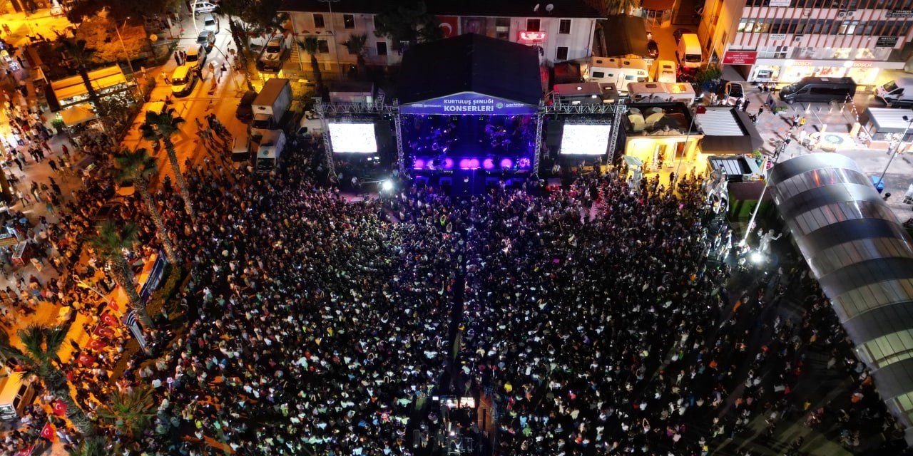 Menemen’de 9 Eylül coşkusu