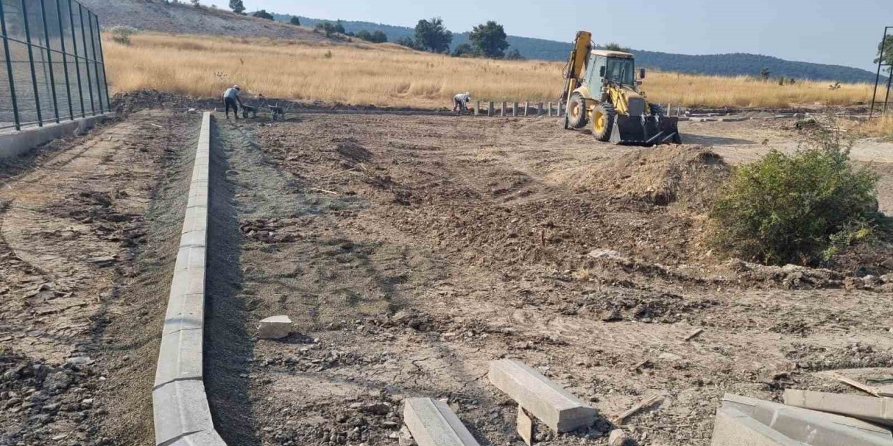 Başkan Doğan: "Emet’in her köşesini spor tesisleri ile donatıyoruz”