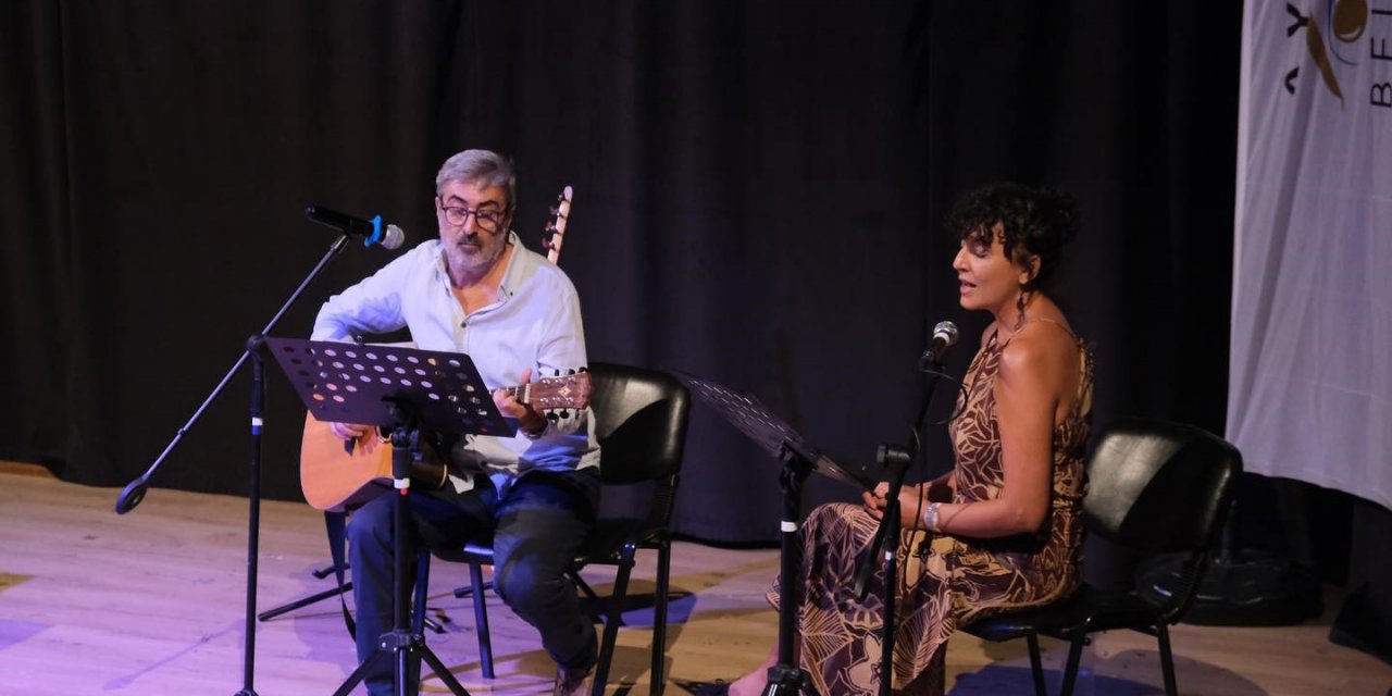 En güzel şiirler Ayvalık’ta buluştu