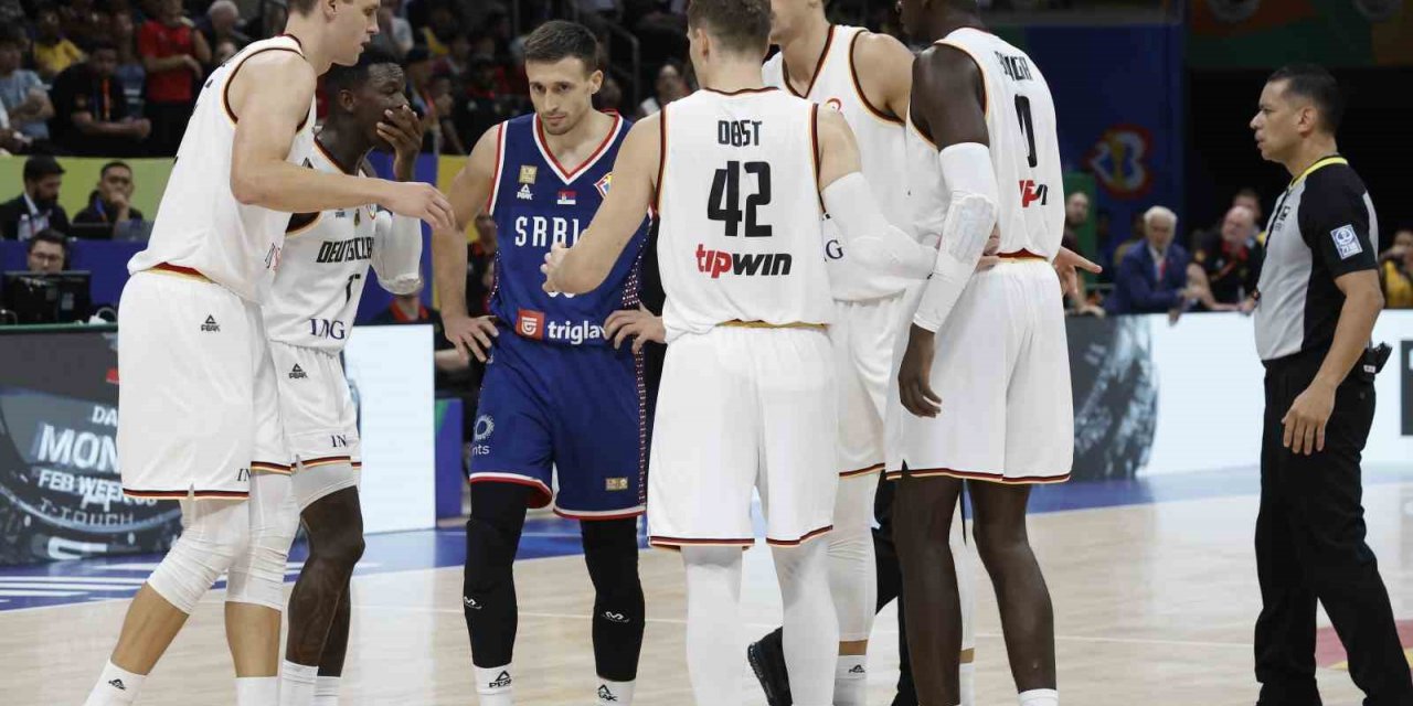 Almanya, FIBA Dünya Kupası finalinde Sırbistan’ı 83-77’lik skorla mağlup ederek şampiyon oldu.