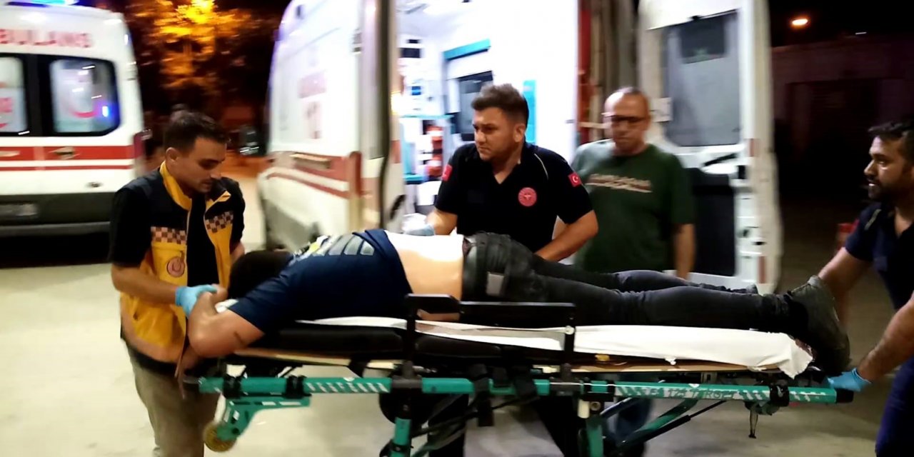 İnegöl'de kavga! Oda arkadaşını sokakta sırtından bıçakladı