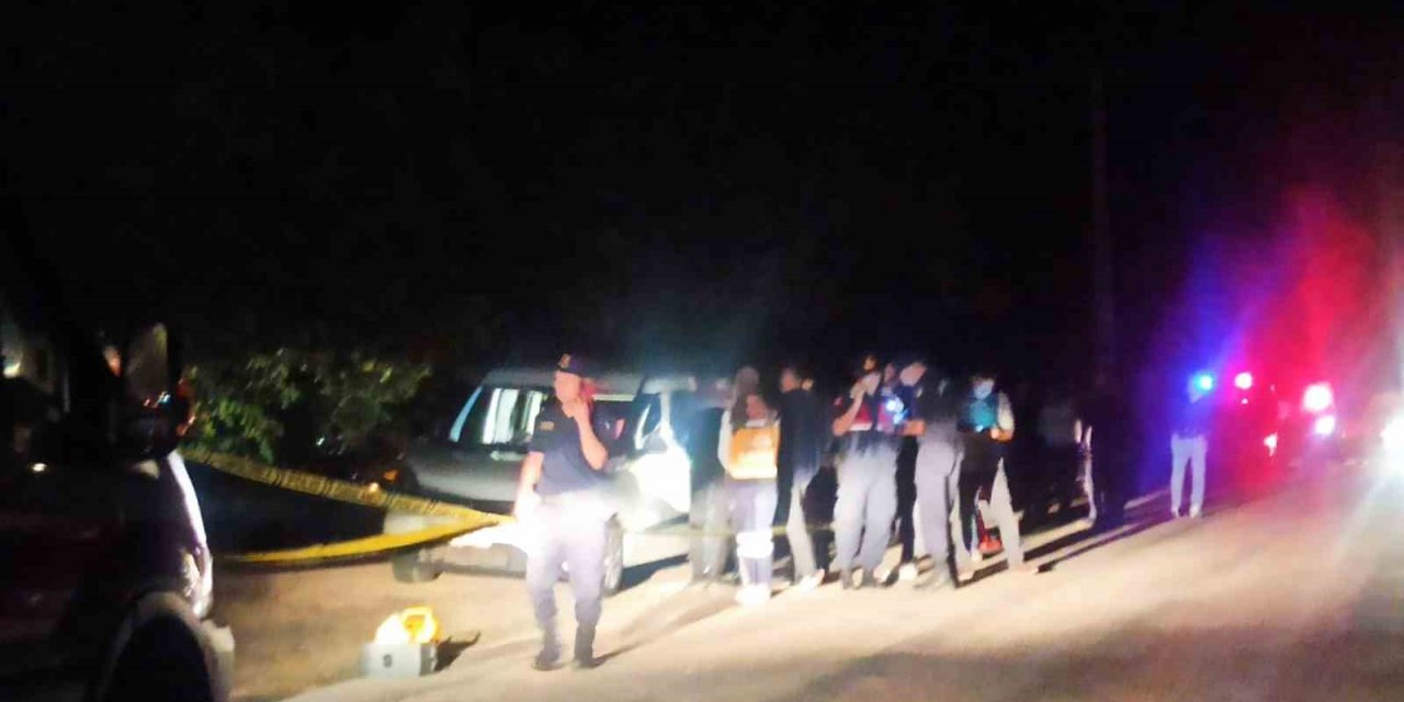 Aracın içinde silahla vurulmuş halde bulundu