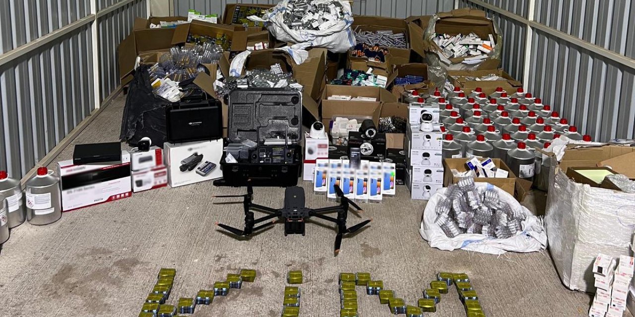 Öncüpınar sınır kapısında 25 milyon liralık kaçak ilaç ve elektronik eşyalar yakalandı