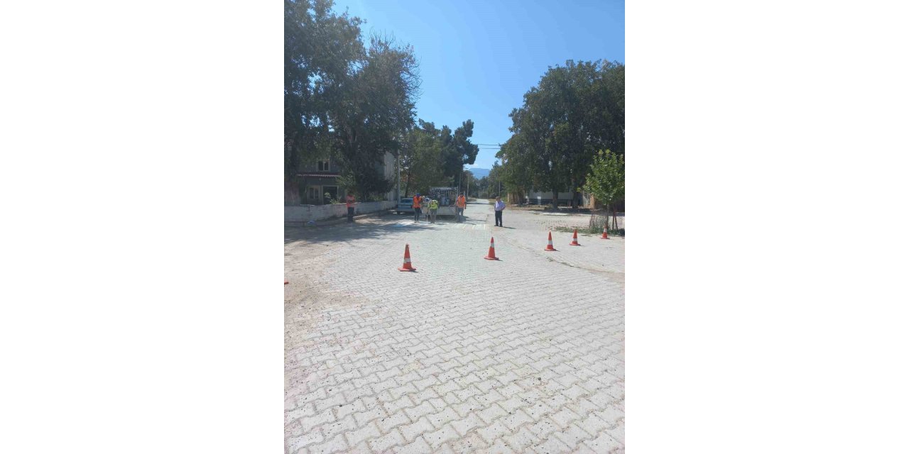 Köy okulları önüne yaya ve okul geçidi yapılıyor