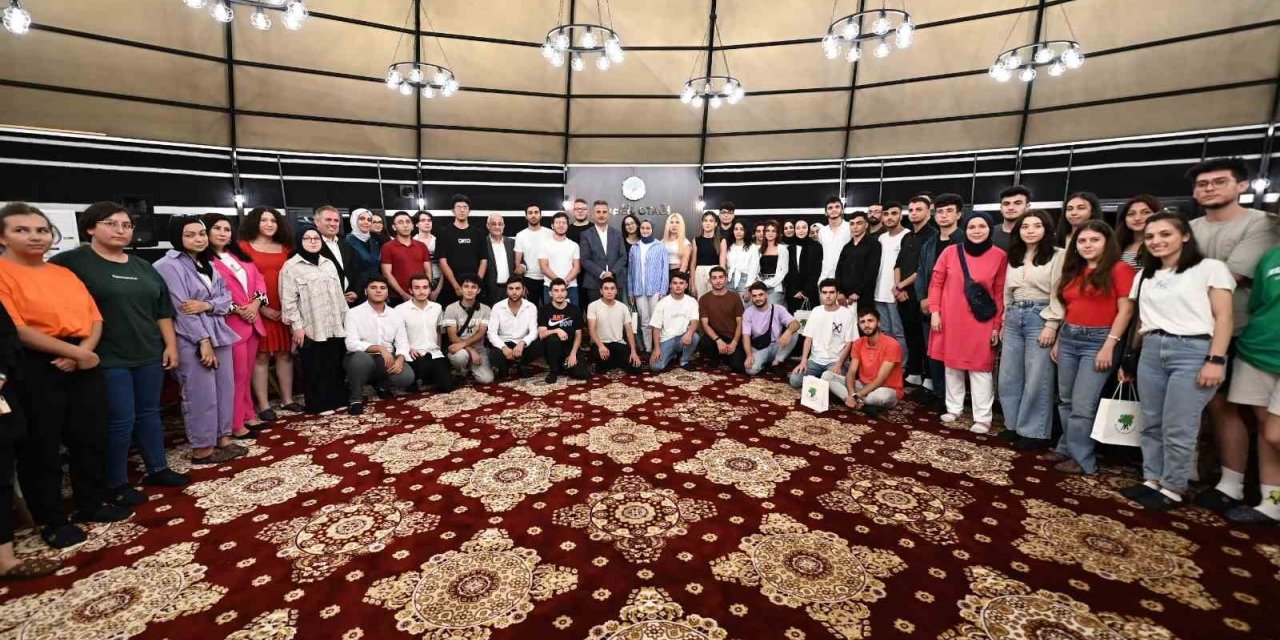 Mamak’ın kütüphane müdavimleri YKS’de başarı getirdi