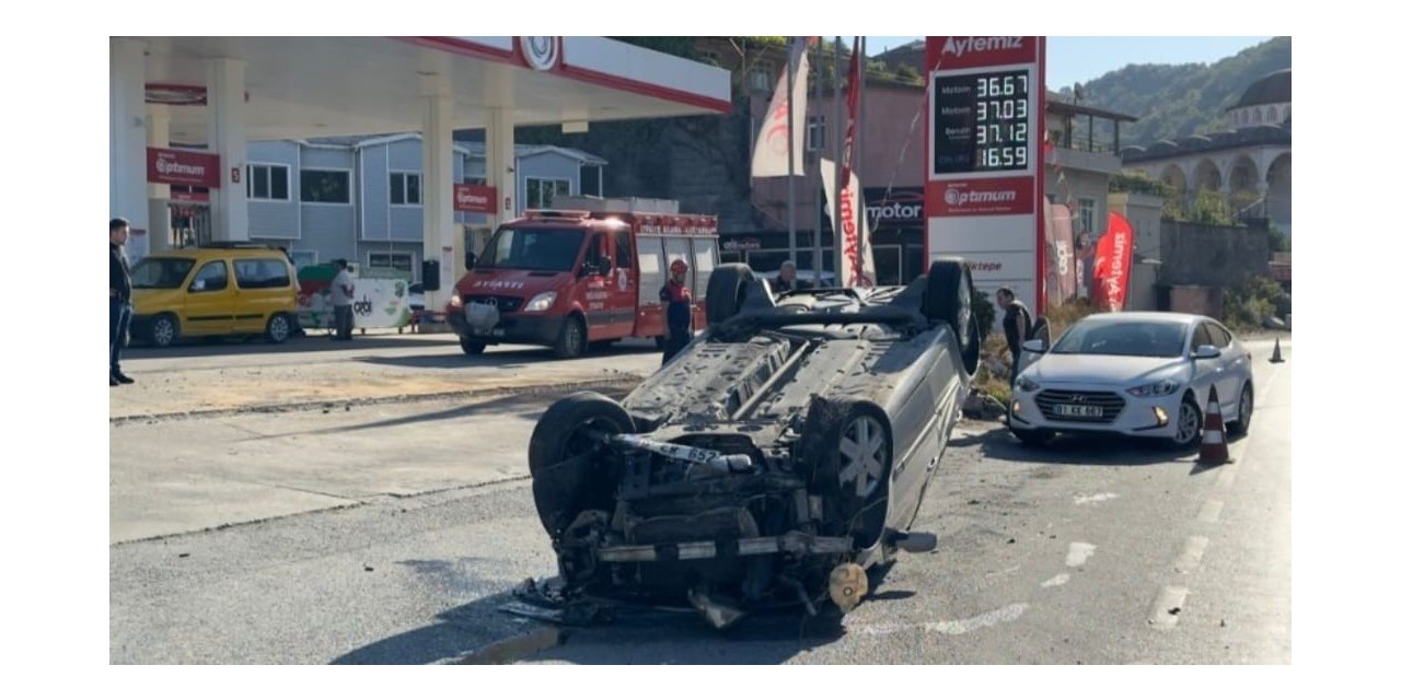 Takla atan araçtan kendi imkanıyla çıktı