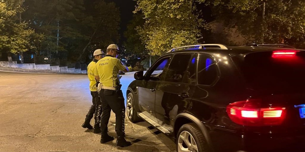 Alkol ve abartı egzoz uygulaması yaptılar