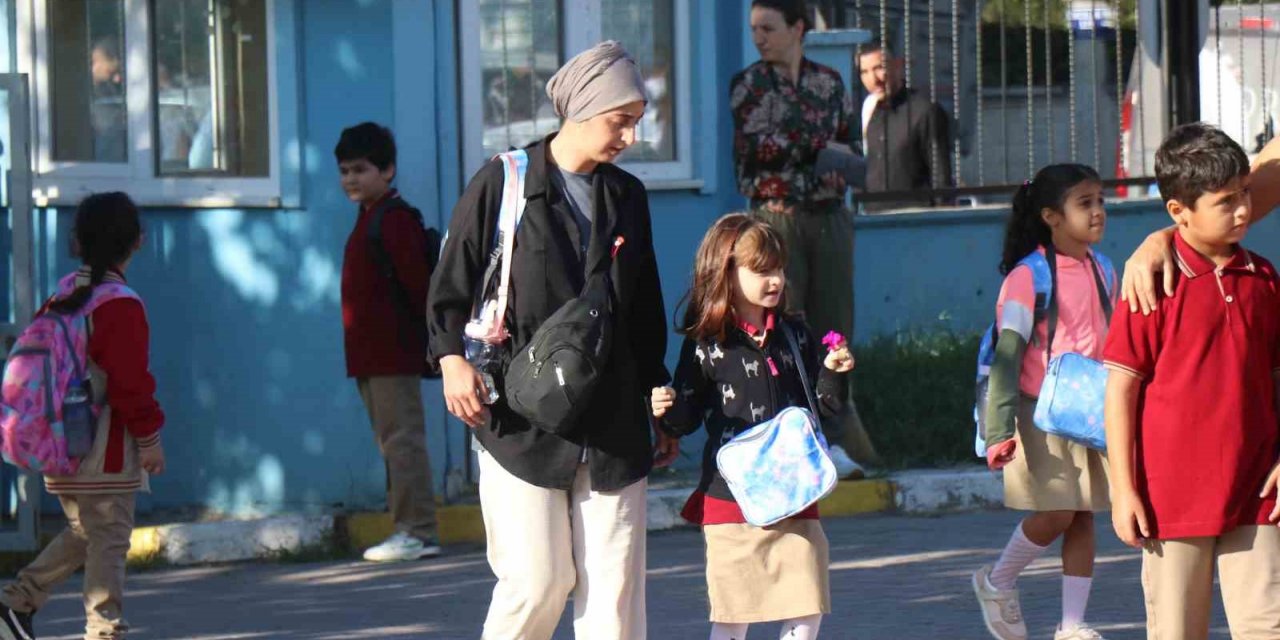 Yeni eğitim ve öğretim yılını minikler böyle karşıladı