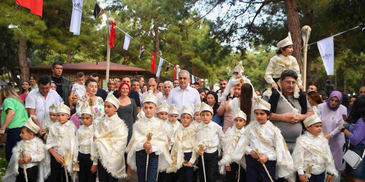 Konyaaltı’nda renkli sünnet şöleni