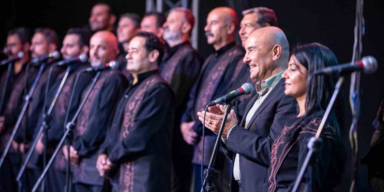 Hatay Medeniyetler Korosu’ndan 92. İEF’de teşekkür konseri