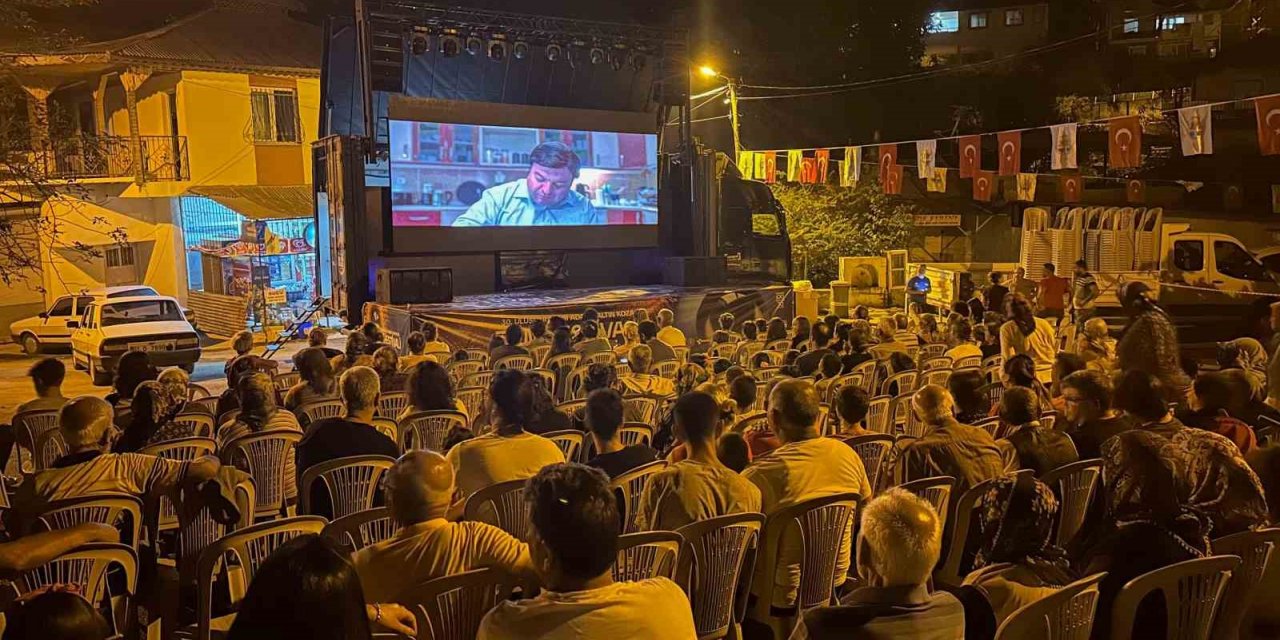 Adanalıların yazlık sinema nostaljisi sürüyor