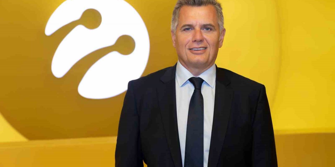 Turkcell Genel Müdürü Murat Erkan görevden ayrıldı