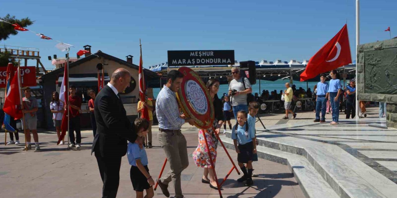 Ayvalık’ta 2024 eğitim ve öğretim yılı coşkusu