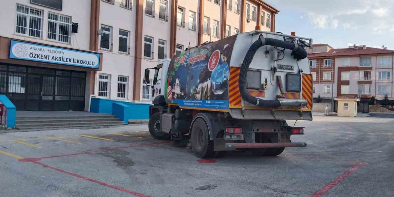 Keçiören’de yeni eğitim dönemi için okullar temizlendi