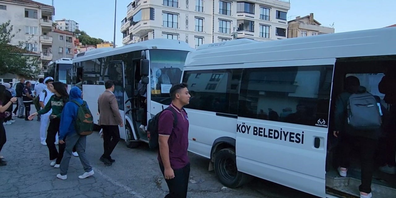 Esenköy’de 200 öğrenciye ücretsiz okul servisi hizmeti