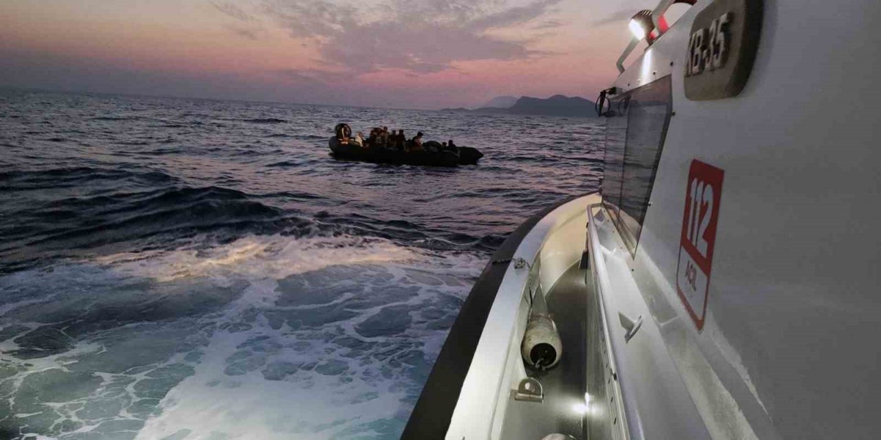 Datça’da 34 düzensiz göçmen kurtarıldı