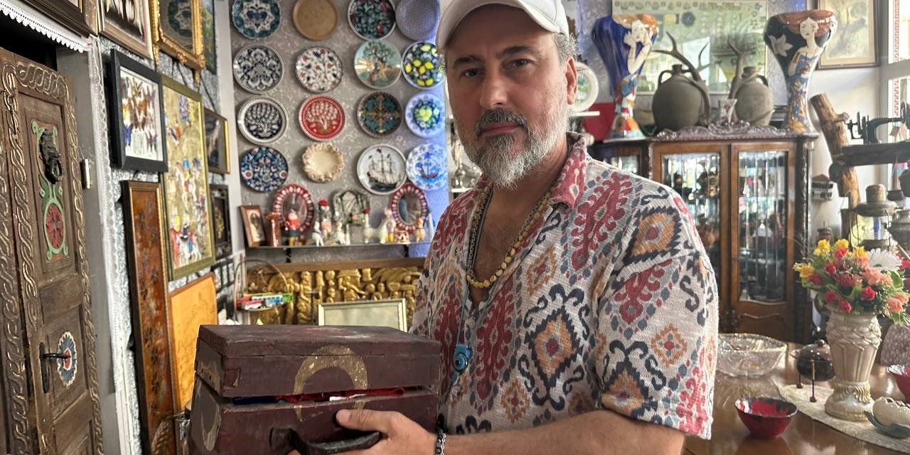 Kurtuluş Savaşı’ndan kalan sıhhiye çantasına gözü gibi bakıyor