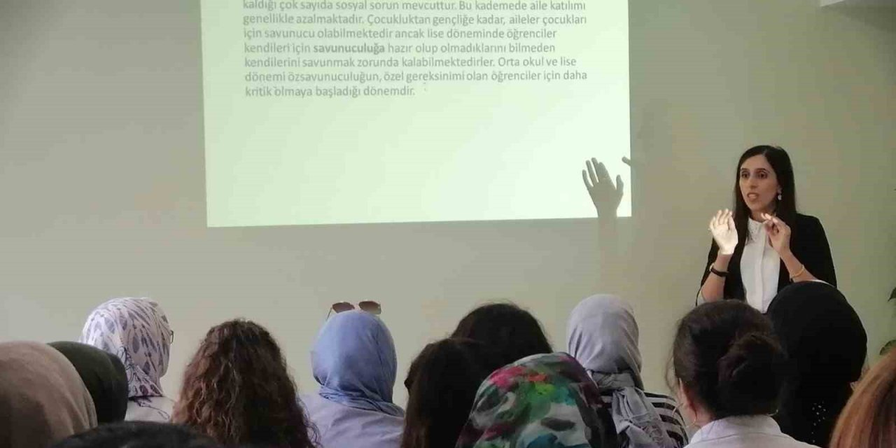 ABA otizm eğitim merkezinden farkındalık semineri