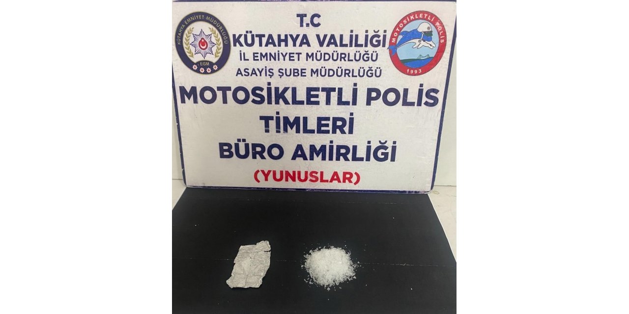 Kütahya’da iki kişinin üzerinde uyuşturucu ele geçirildi