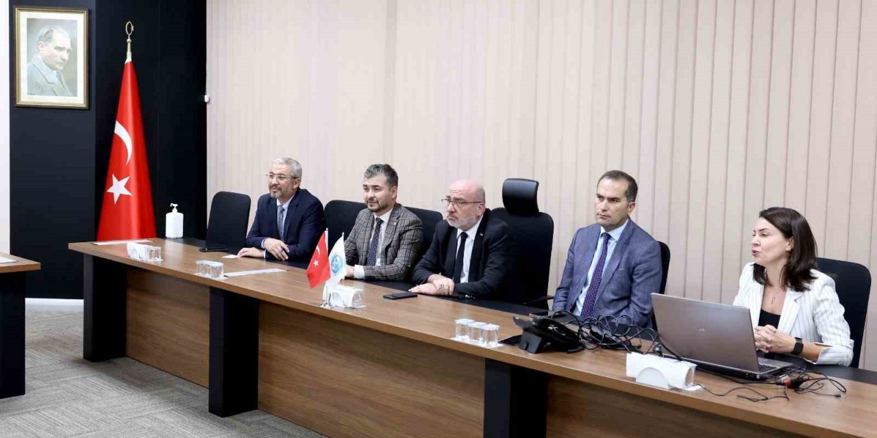 Kayseri Eczacılar Odası’ndan KAYÜ Rektörlüğüne ziyaret