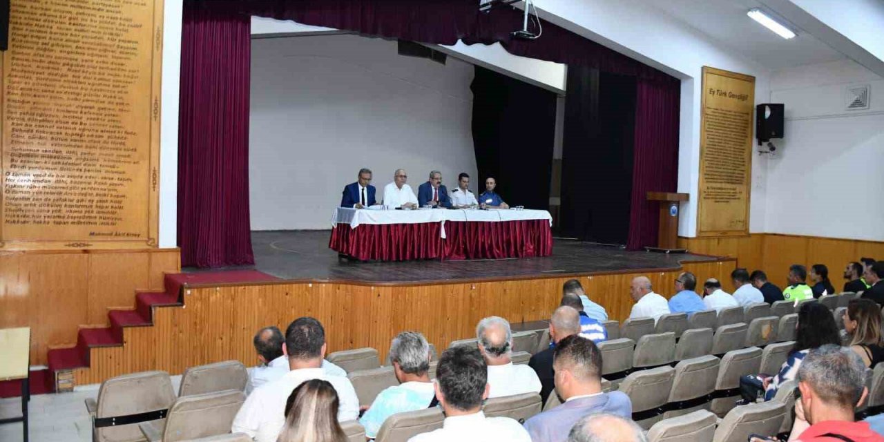 Salihli’de, yeni eğitim öğretim yılı trafik tedbirleri masaya yatırıldı