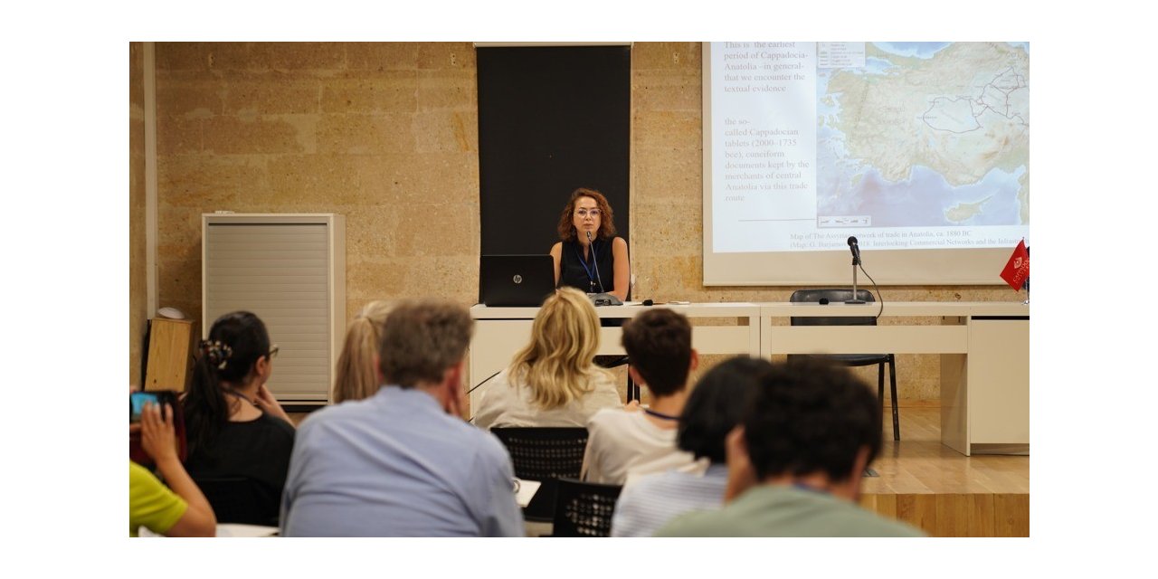 KÜN’de Uluslararası Yüksek Lisans Öğrenci Çalıştay Açılışı Yapıldı