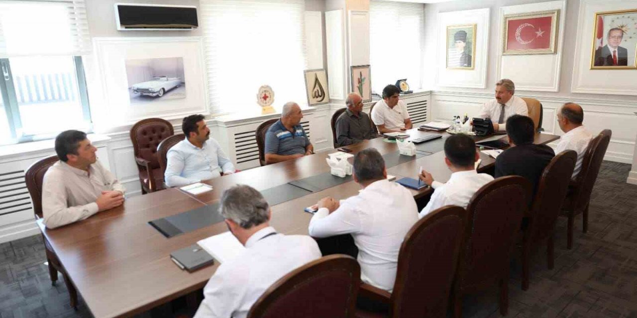 Başkan Palancıoğlu, Mahalle Muhtarları ile doğalgaz Toplantısı Yaptı