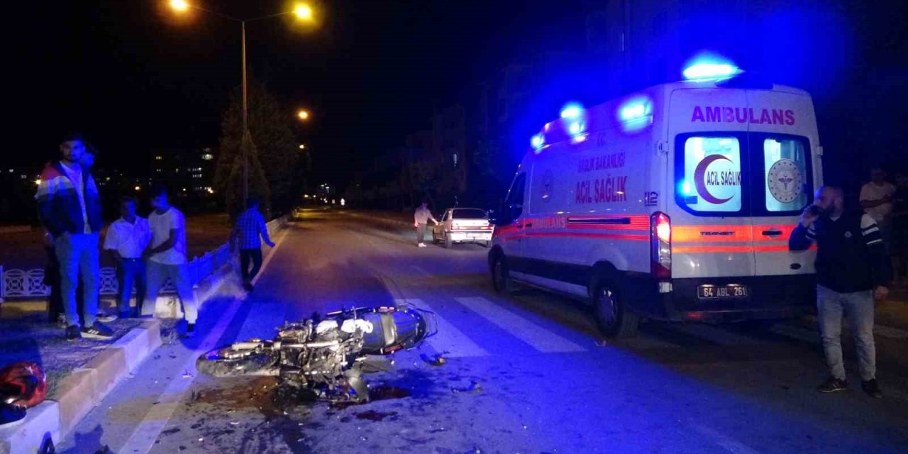 Motosiklet kamyonete çarptı! Burak Alsay ve İlyas Çakın öldü! Kaza anı kamerada